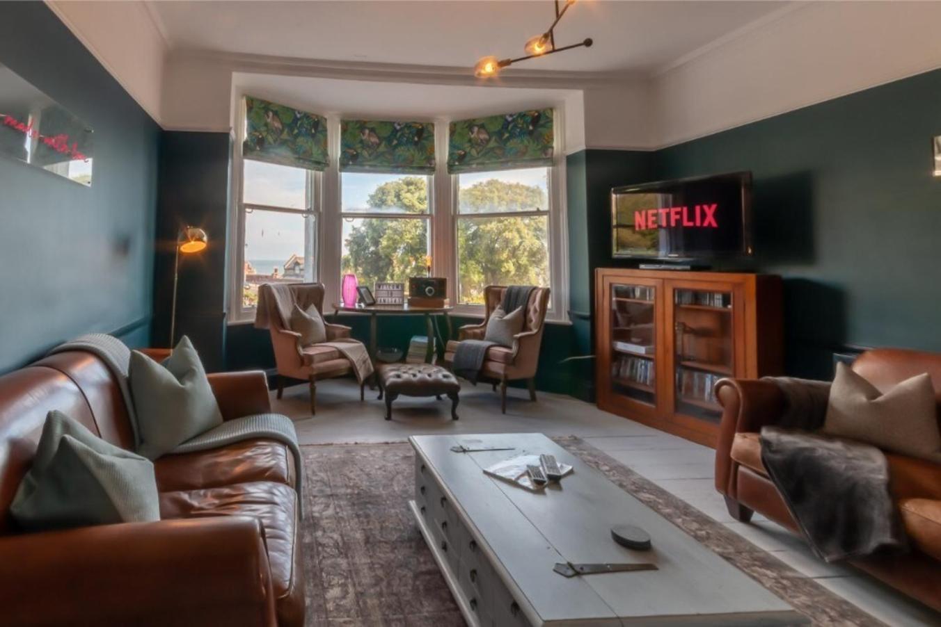 Victorian Apartment With Sea Views By Adliv Host 램즈게이트 외부 사진