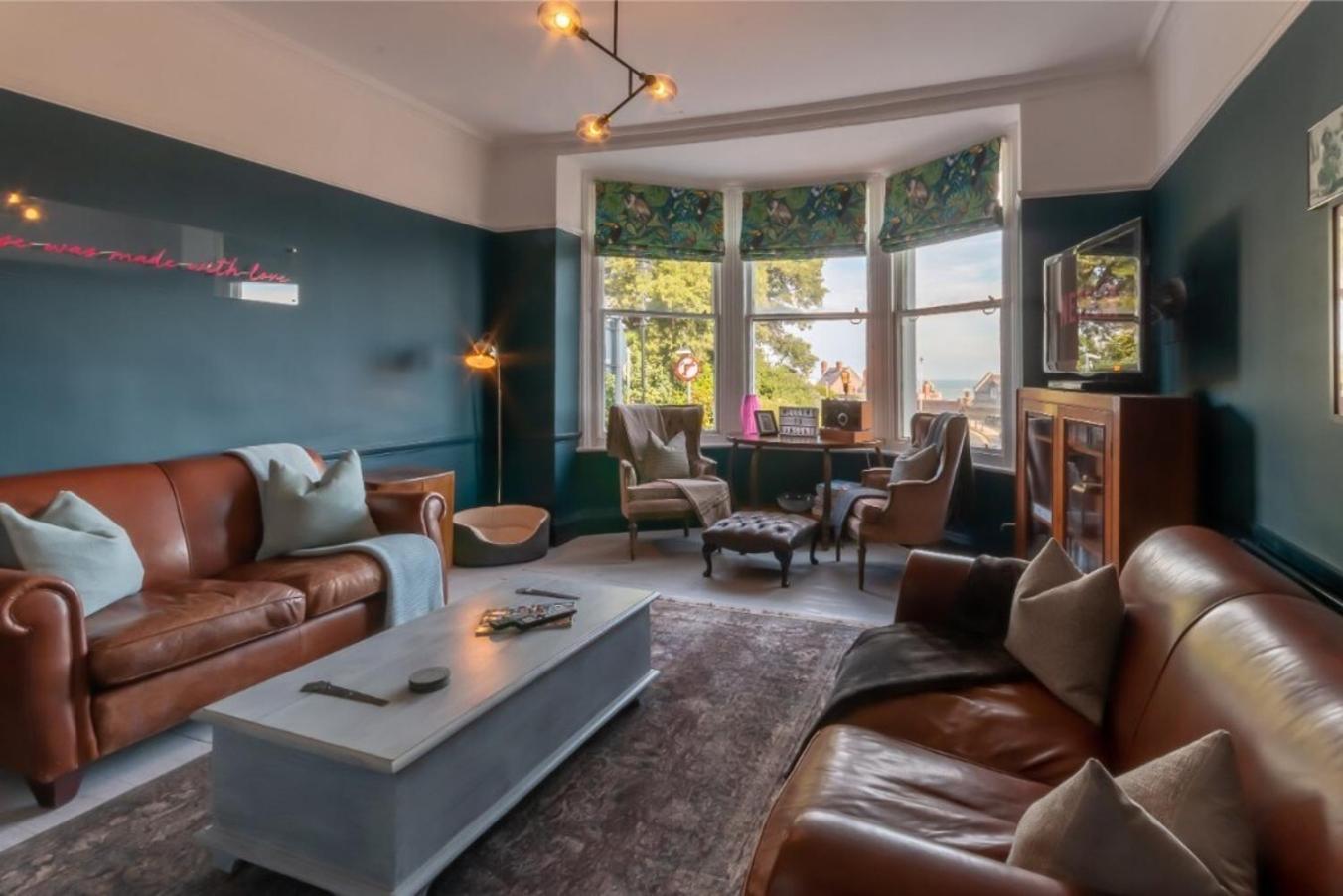 Victorian Apartment With Sea Views By Adliv Host 램즈게이트 외부 사진