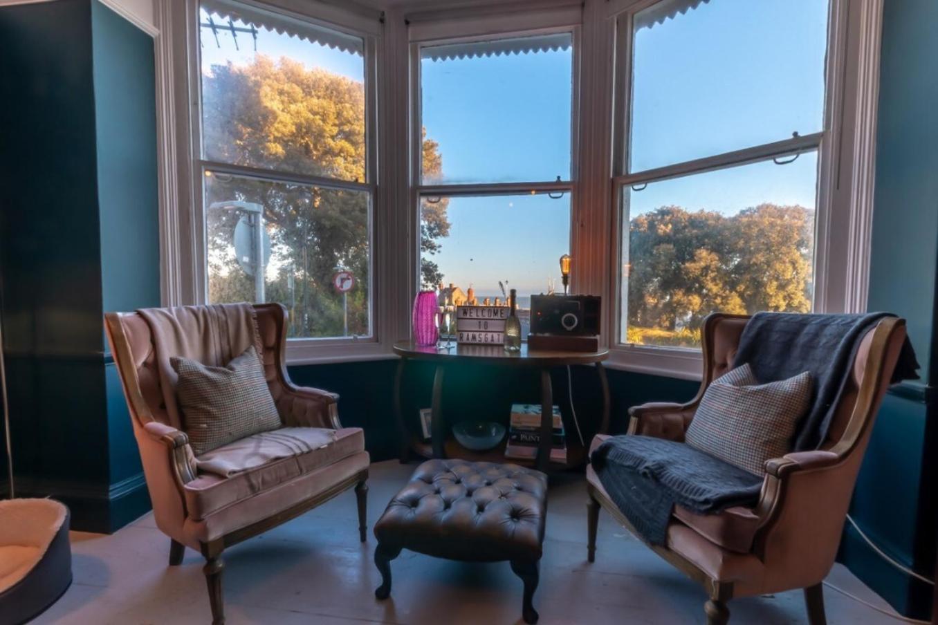 Victorian Apartment With Sea Views By Adliv Host 램즈게이트 외부 사진